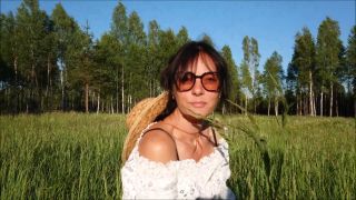 CorujaPreta Summer-in-My-Hot-Cottage-Neighbors-Wife-Public-Blowjob-3