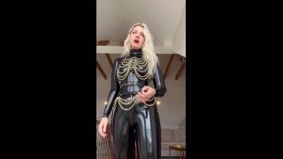 Latex Mistress Mercyxox - Bi Encouragement And Humiliatio...-6