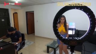 My Tiktoker Stepsister Changes Her Clothes in Front of Me to Seduce Me and Fu...-2