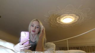 Big Boobs Big Ass All Natural Cute And Hot Sexy Blonde Shows Her Tight.-6