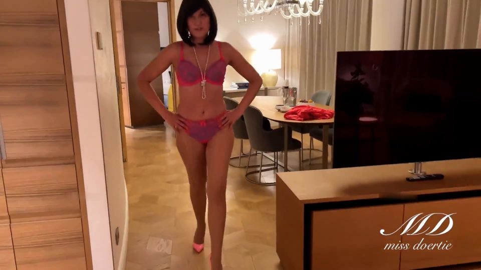 [K2S.CLUB] Miss-Doertie - NEW Wichsanleitungs Catwalk - FullHD 1080P