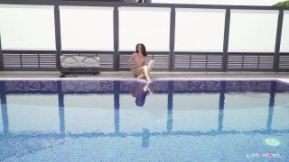 online video 8 fetish kitsch solo female | Sexy brunette in an intense solo action | european-4