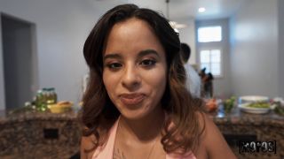 [HesGotRizz] Isabella Jules And Katty Rich Open Blouse Open House [01.01.26] ...-1