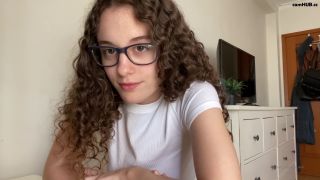 Love Lilah 22102024 Play With Small Dildo Onlyfans (Amateur porn)-1