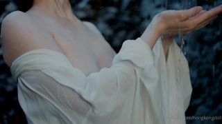 Hongkongdoll Kagura: Unveiling Her Sensual Journey in Film-1