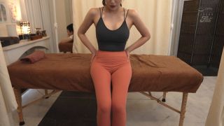 New Sexual Harassment Chiropractor NTR Big-breasted Married Yoga (Japanese porn) Kitano Mina-2