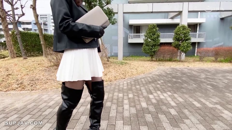 Reducing Mosaic SYKH-153 ブーツの美魔女とナマ交尾 即ズボチ〇ポの快感に美貌が蕩ける… のぞみさん29歳