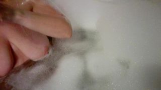 M@nyV1ds - Sandybigboobs - Bathing with Sandybigboobs 2016-0