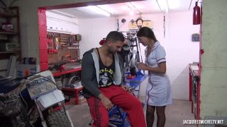 7189 Tiffany enjoys playing the naughty nurse-1