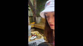 cheekymz 5c48ee48-38be-4b65-8c87-d486e4d64ef9-mUXIjvuo-0