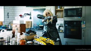 LouLou Petite Louloupetite - girls with guns clip 01-05-2021-8