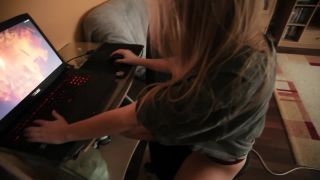 Gamer Girl goes for a deep ANAL with her roommate - morningpleasure-4