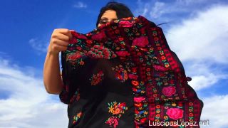 Luscious Lopez[0789387] #upskirt on another planet  windy  #ass #lusciouslopez [2017-11-26]-7