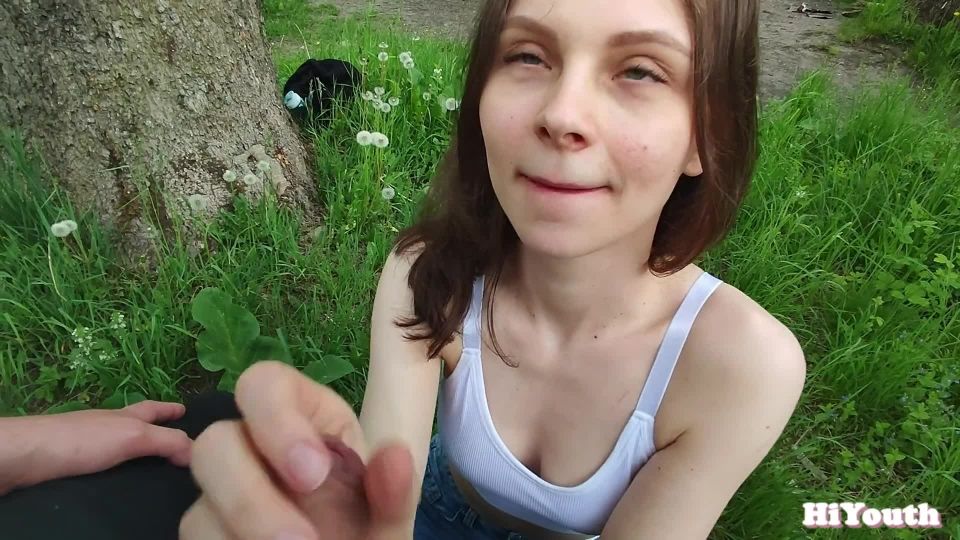 Fuck Teen In Wood (Amateur porn) HiYouth