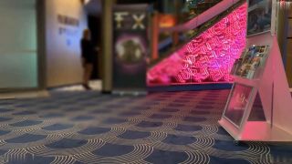 [K2S.CLUB] SteffiBlond - Vollgepisse im Casino HILFE die Kameras - Geiler Ausflug nach Hohens... - FullHD 1080P-0