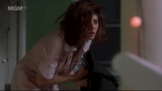 Marisa Tomei Nude - Untamed Heart 1993-6