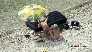 Voyeur on public beach. Hot young couple sex Public-1