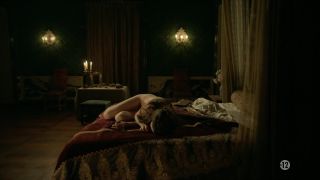 Anna Brewster – Versailles s02e09-10 (2017) HD 1080p!!!-9