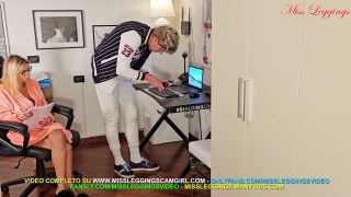 ITALIANBOYMOM19,Miss Leggings - HO CHIAMATO IL RAGAZZO PER AIUTARMI MA IL PORCO MI GUARDA TRA LE COSCE-0