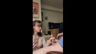 Motzie 14122024 Sucks And Jerks Cock Onlyfans (Pornstar)-9