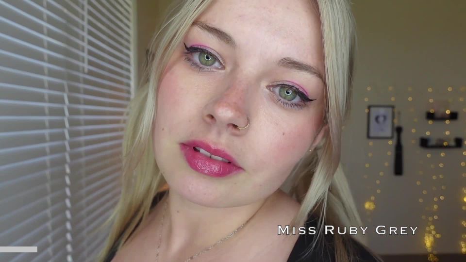 video 39 sanitary pad fetish fingering porn | Miss Ruby Grey – Give Yourself to Me | eye fixation