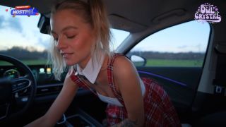 Video No Cash I Ve Got a Mouth Student Offers a Blowjob To The Driv...-1
