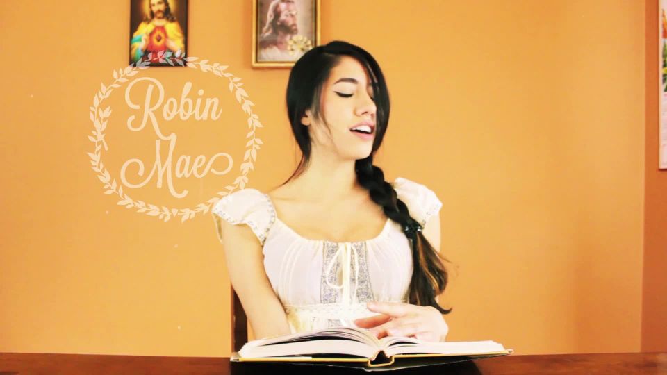 Robin Mae - Story Time JOI!