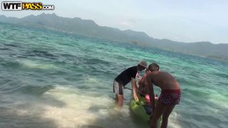 Anna Debine - Wild Sex On The Beach HD - Public sex-2