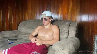 Loganwall () - sit next to me on the couch and watch me play with myself 10-08-2020-2