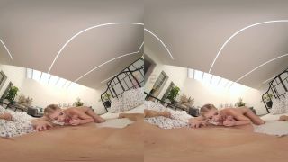 Video Eyla Moore  Into The Deep 1920p UltraHD/4K-5