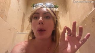 7129 Deep inside a Nudist City    EVERYONE IS NAKED-7
