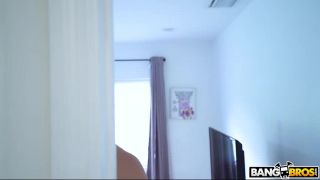 Charity Crawford Charity Post Workout Protein Shake bbe16281 (Cumshot)-1