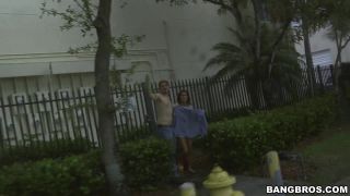 Remy LaCroix Remy La Croix back on the BangBus (Blowjob porn)-6