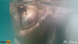 Mrs RobinsonUnderwater Handjob and Cumshot from Sexy Wife with Big Floating Tits-2