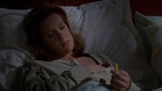 Elizabeth Perkins, Gwyneth Paltrow - Moonlight and Valentino (1995) HD 1080p - [Celebrity porn]-6