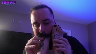 free porn clip 8 SkullCandyBri’s Feet Tickled & Worshiped on hardcore porn classic hardcore porn-7