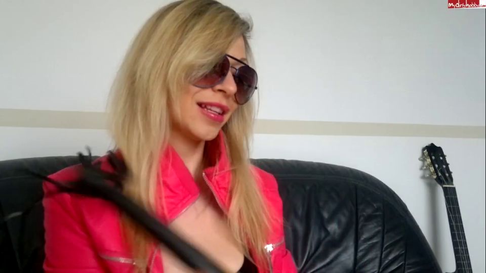 [K2S.CLUB] PrincessFatale - Officer Lady zeigt Dir wo dein Platz ist - HD 720P