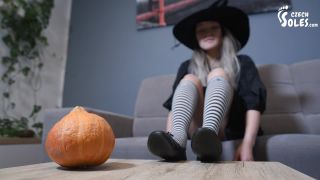 free xxx video 21 Czech Soles – Lynn – Halloween night magic foot worship  Special - czech soles - czech porn tall asian femdom-1