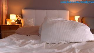 Molly P WebCam Solo 2020-11-08 21-41-9