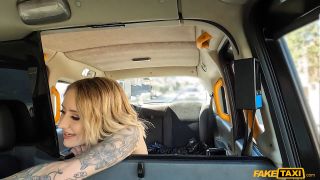 Ivy Maddox (Fetish porn)-1