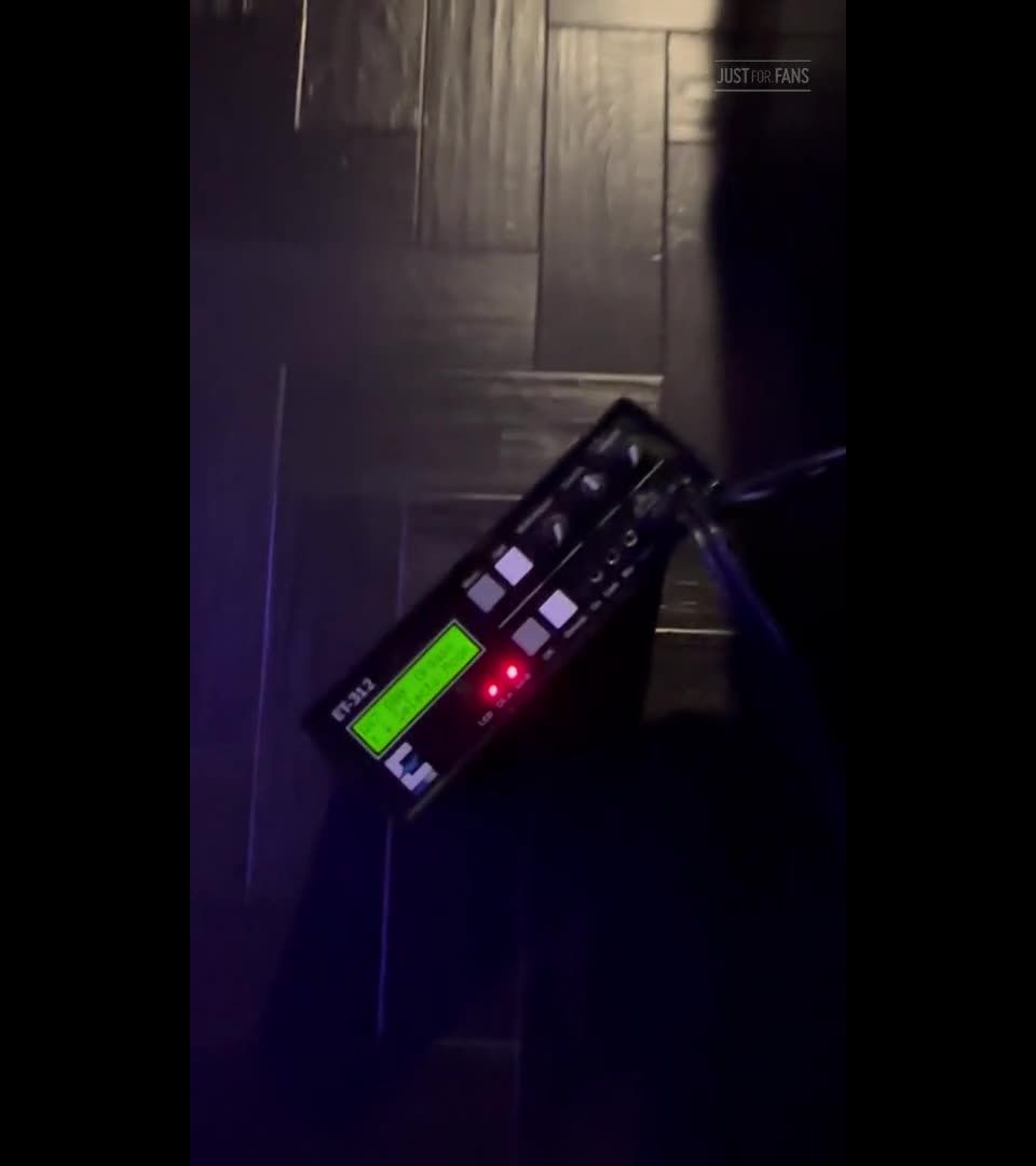 NICOLE BANSHEE - Another Rubber Wrap Part 1.