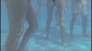 Porn tube Online Tube Voyeur Under the water in the swimming pool - voyeur-2