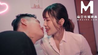 Big Tits Porn ModelMedia - Lip-to-lip exchange of love-1