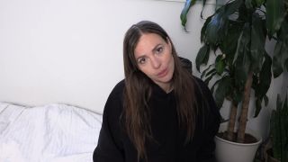 yogabella Mommy Receives step-Sons Accidental Dick Pics-4