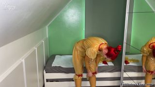 Latex Dressing Up In Transparent Latex Quick View Porn - ...-4