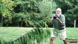  old/young | Oldje presents Oldje 676 - Rebecca Ruby - Photographing A Sexy Stranger | old and young-1