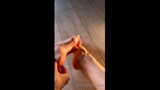 anastasialegs_anastasialegs-2023-06-01-2892048467 -1