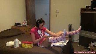 Diaperedonline2Nikki Nikki Wets Diaper and Changes-8