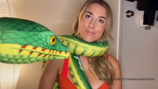 Femdom porn   big tits Onlyvictoria.uscreen.io – Victoria Mesmerized By the Real Kaa -9
