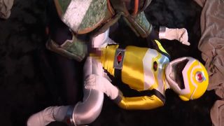 [WarAnLov.com] SPSB-64 Blitz man: Yellow Blitz-005-7